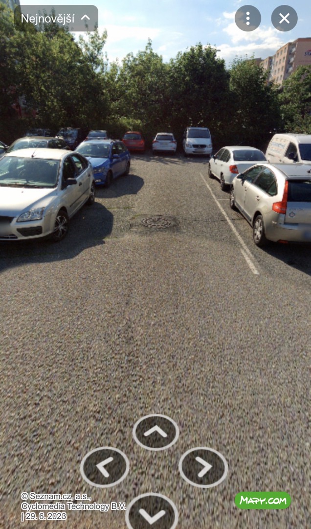 Propadající se vozovka