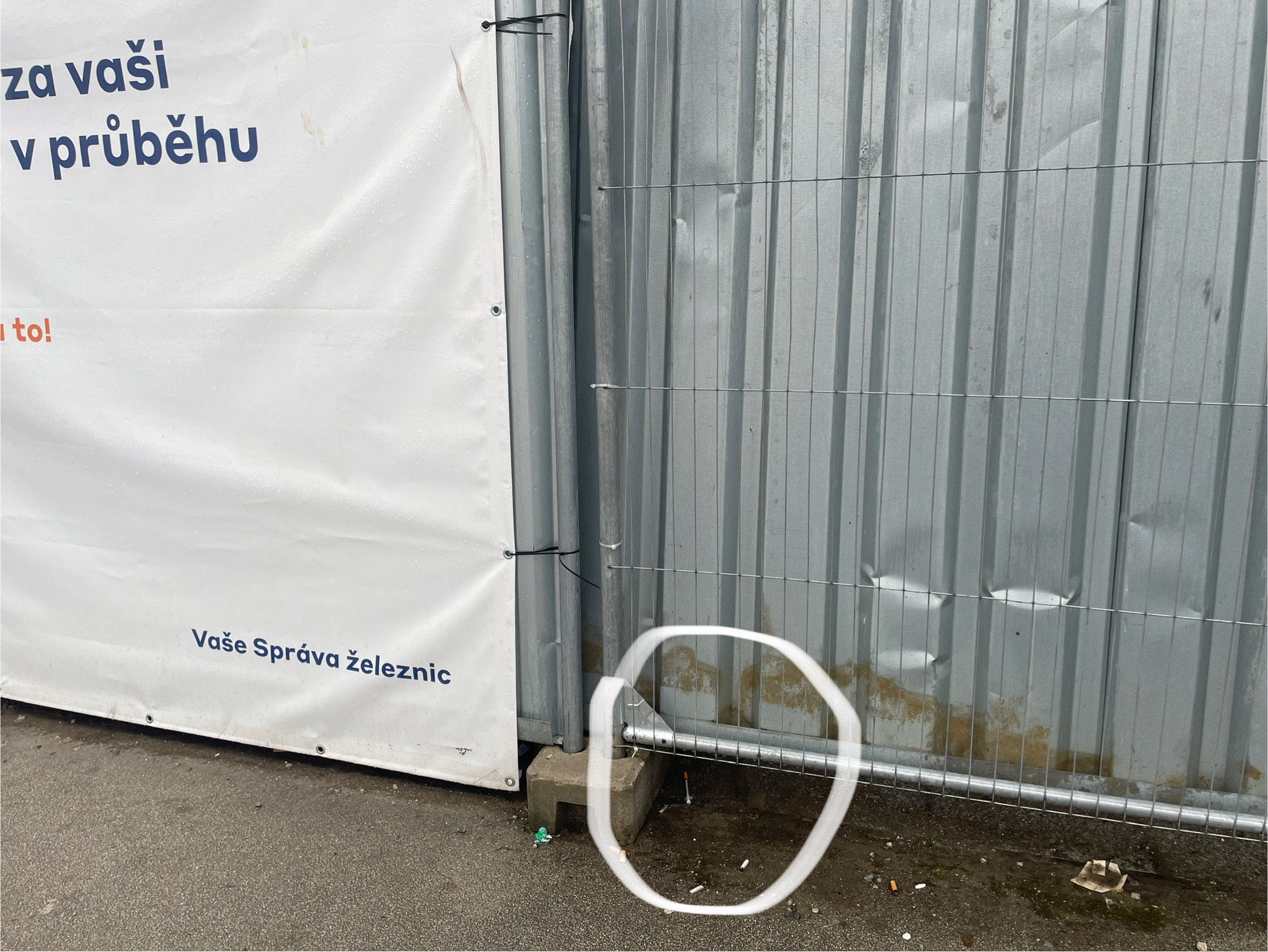 2x injekční stříkačka