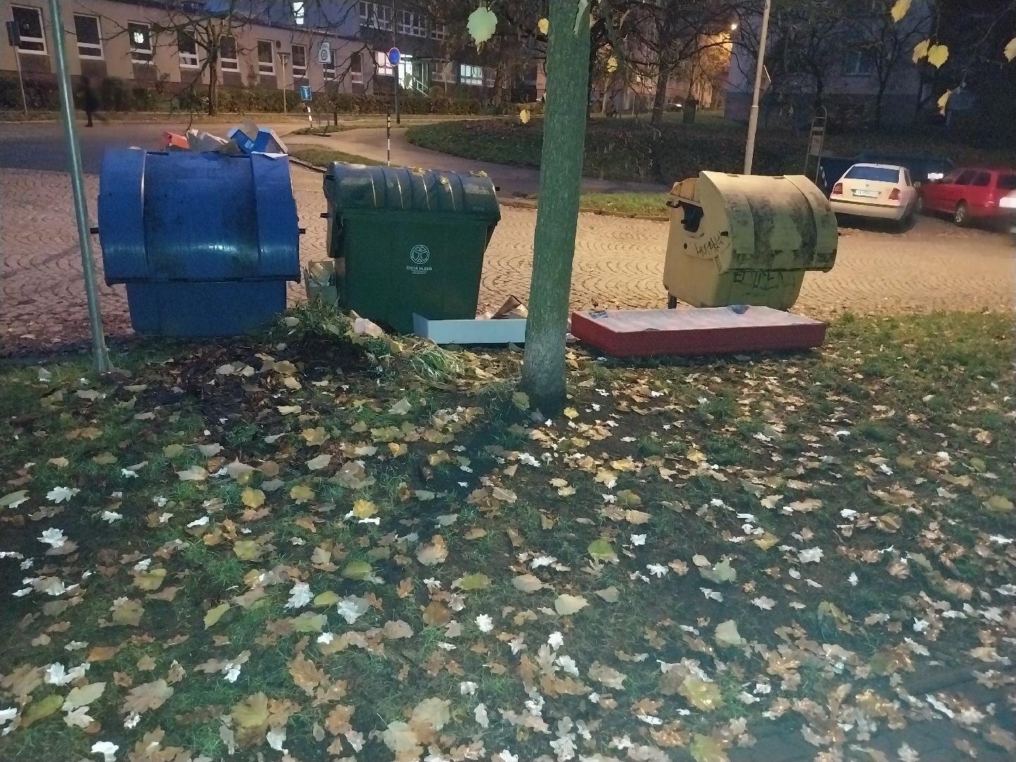 Skládka / hnědá popelnice