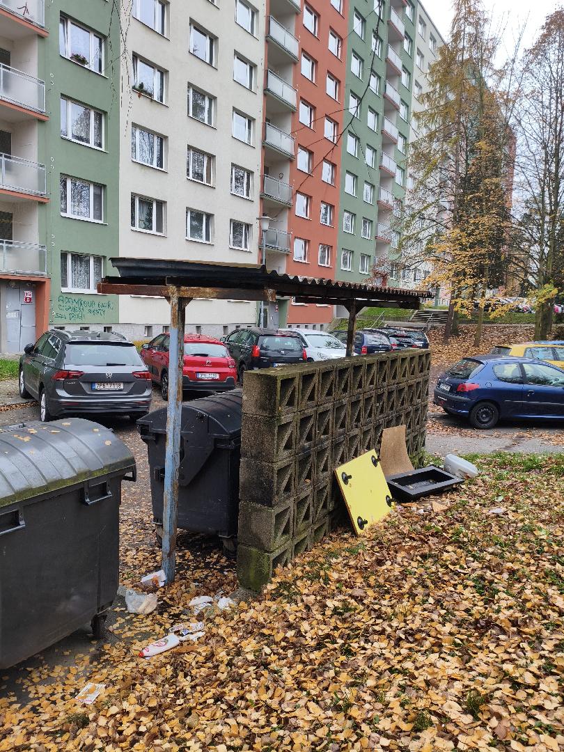 Přístřešek popelnic