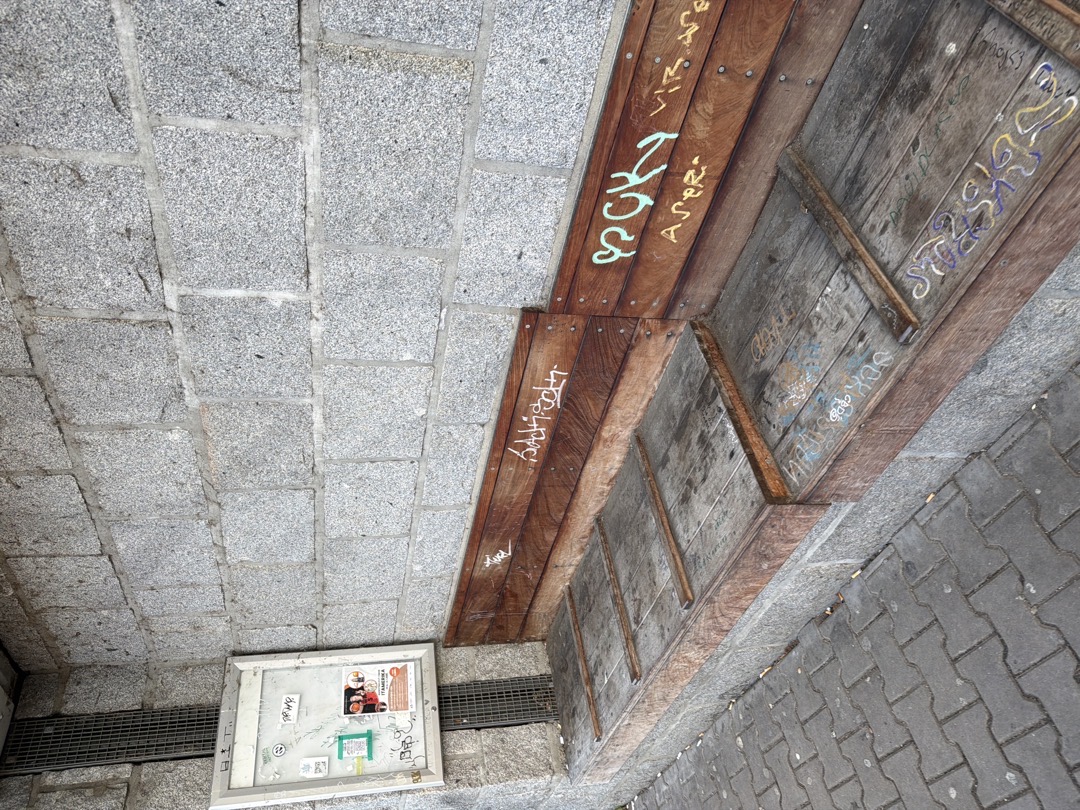 humusoidni plesnivá lavice