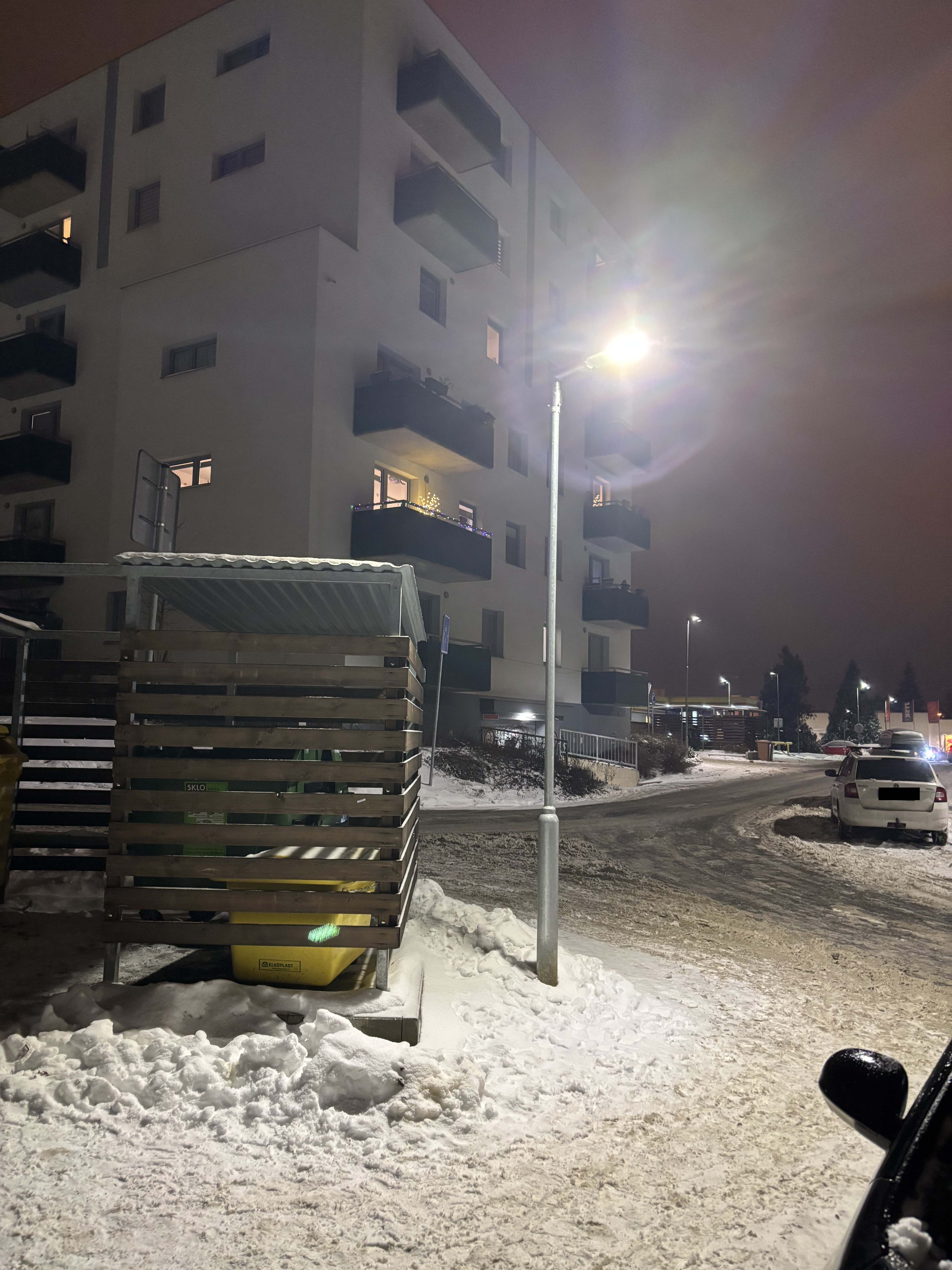 Lampa někdy svítí