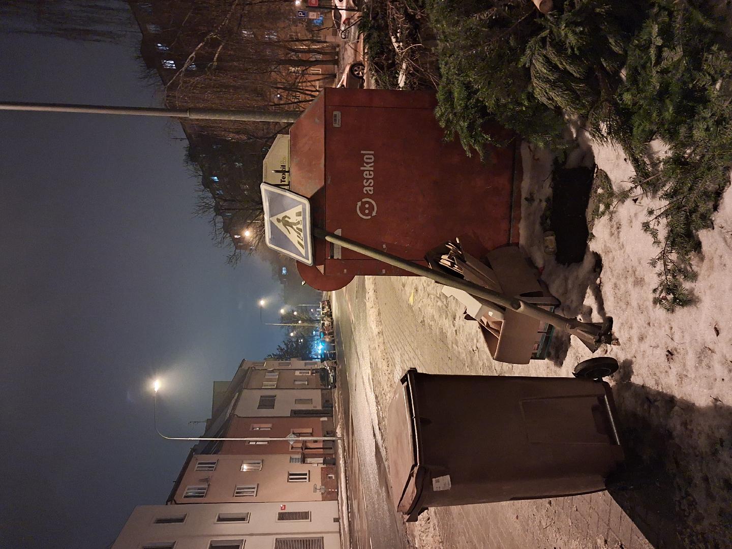 Vyvrácená dopravní značka