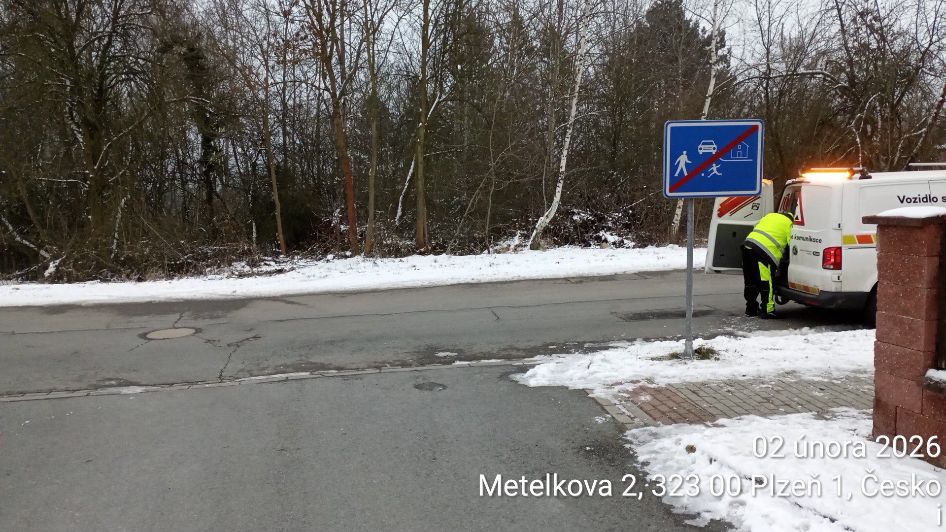 Vyvrácená DZ + elektro skříň