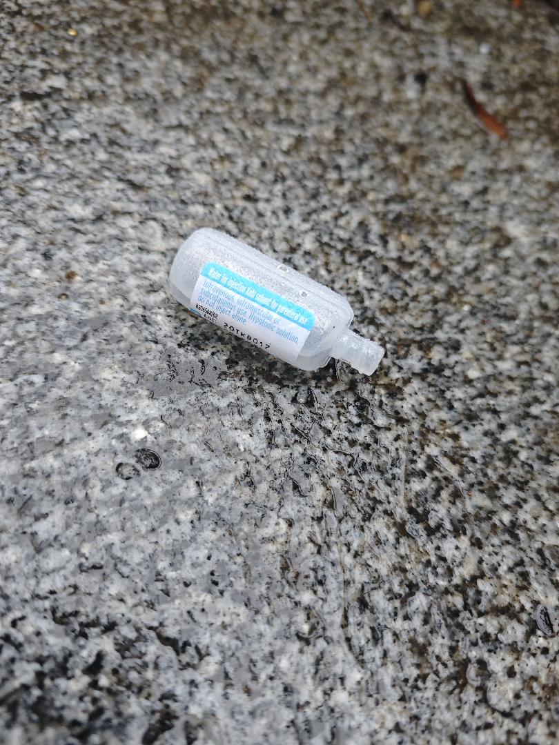 Zbytek injekční stříkačky