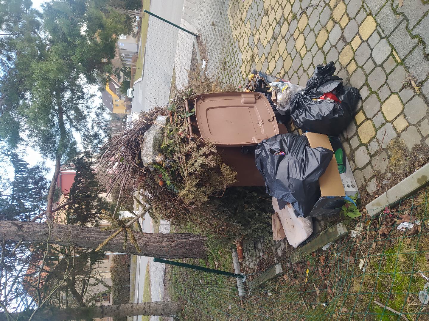 neodváží bio odpad