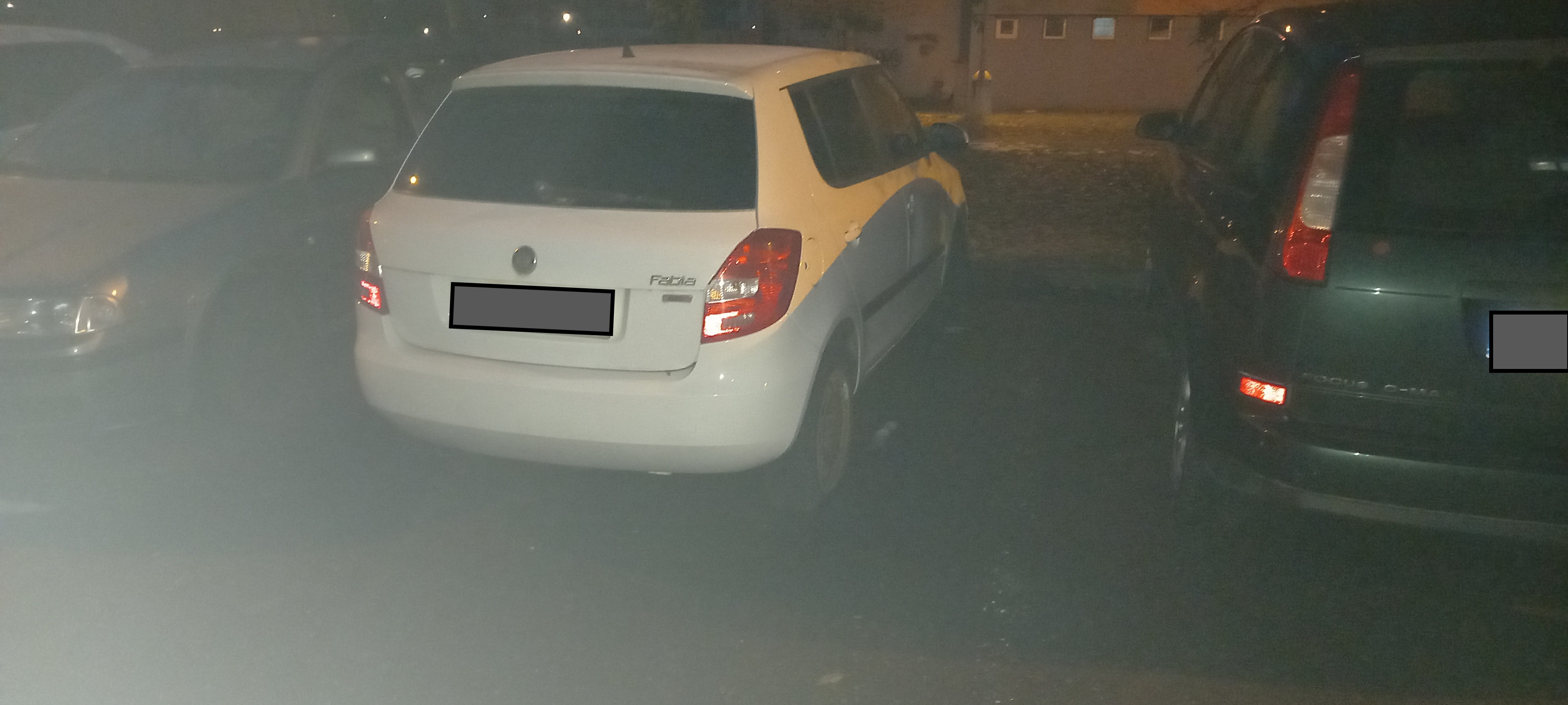 Nepojízdné auto Škoda