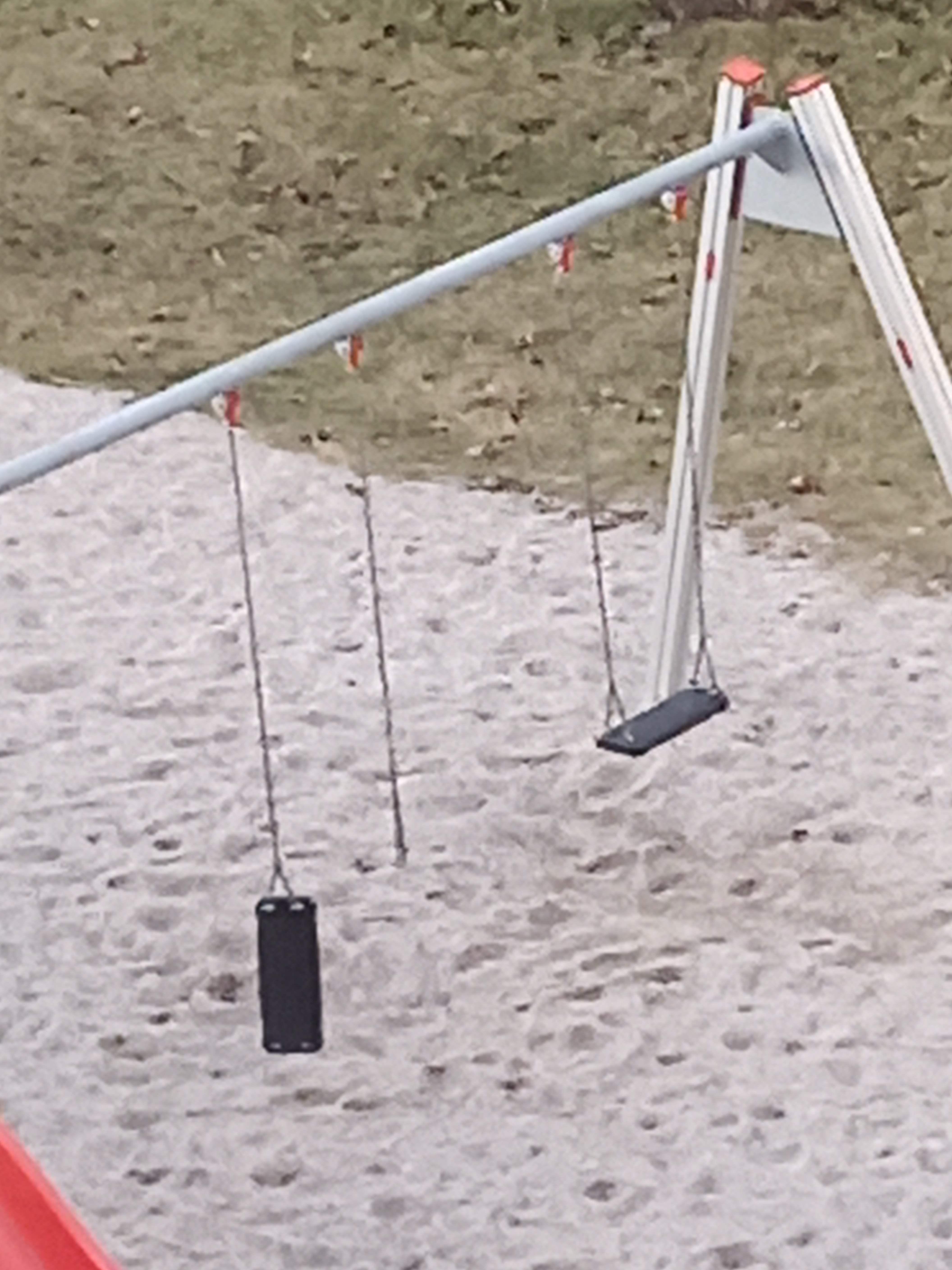 Upadlo sedátko houpačky