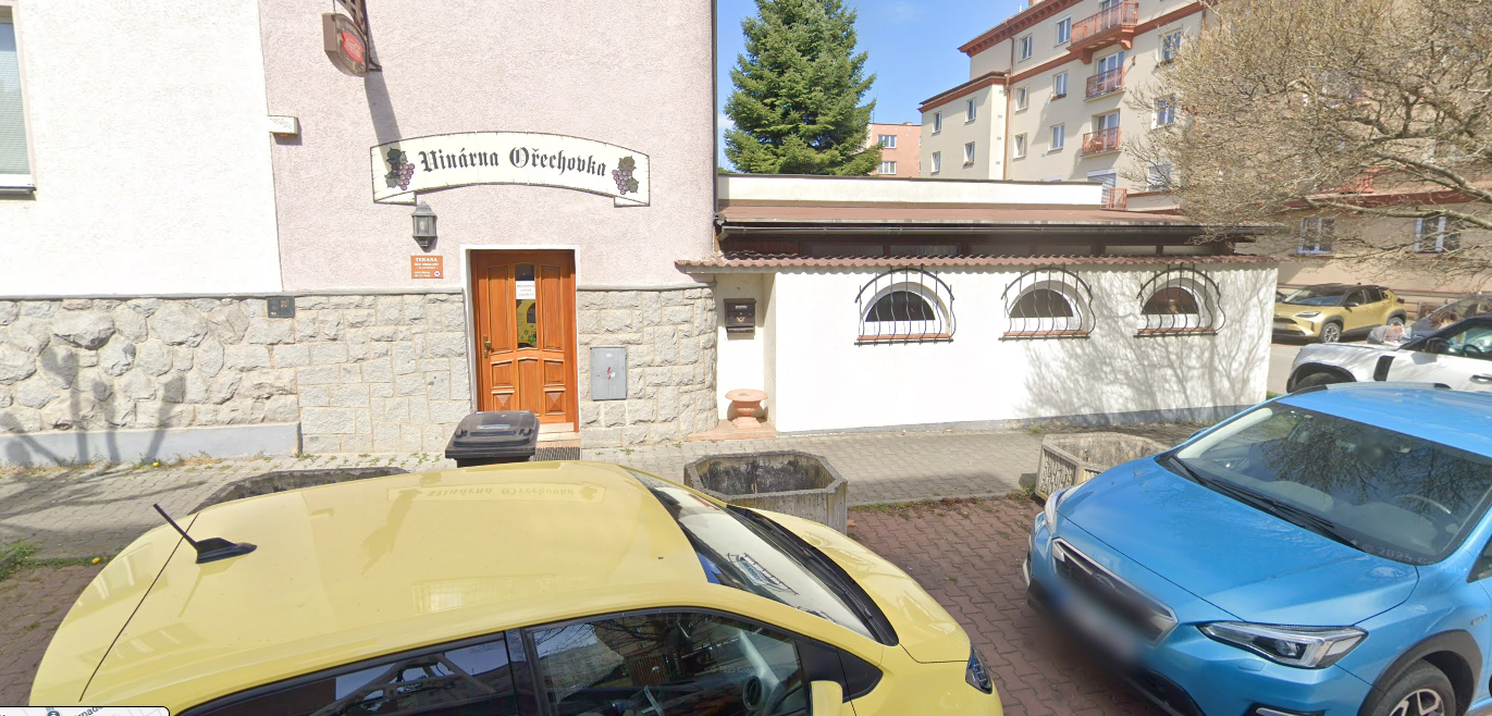 žádost o přesun květináče