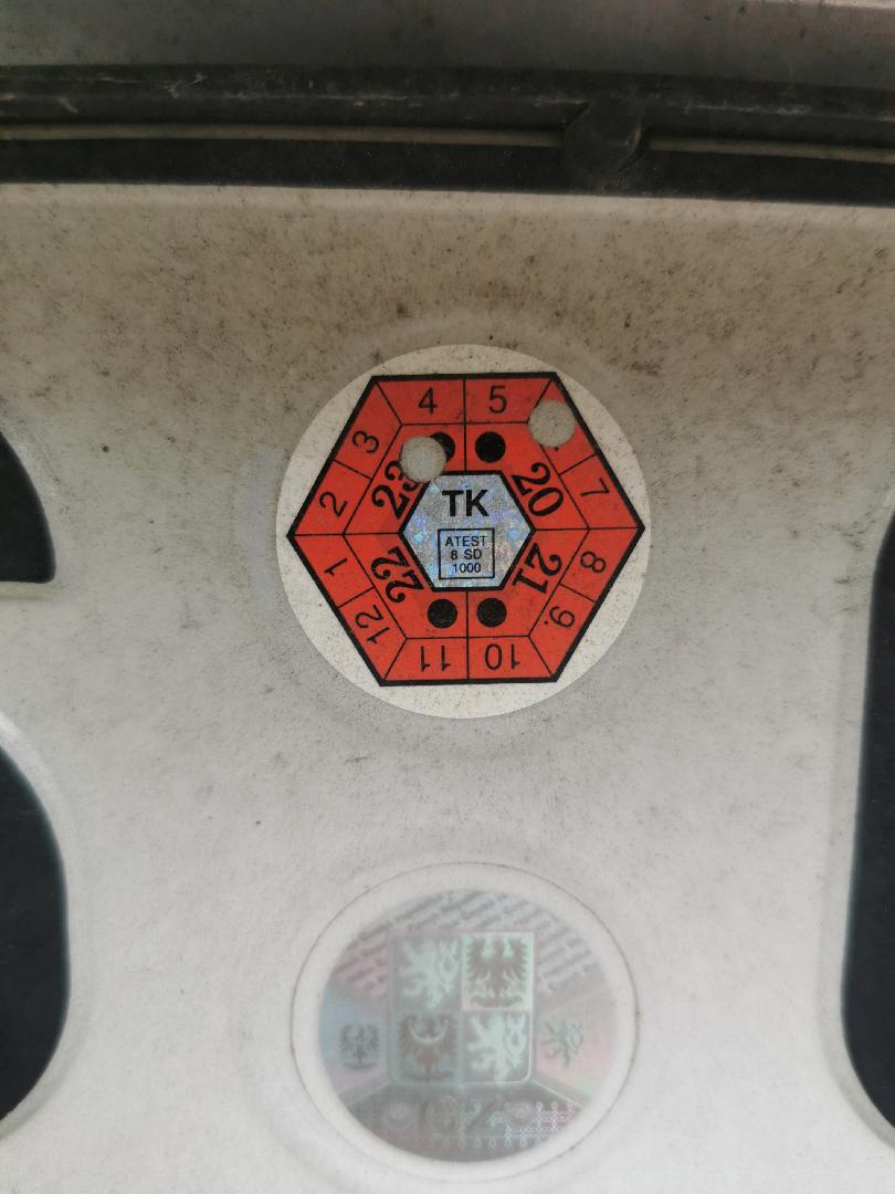 vrak s propadlou STK