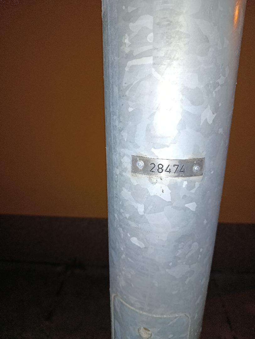 Nesvítí pouliční lampa