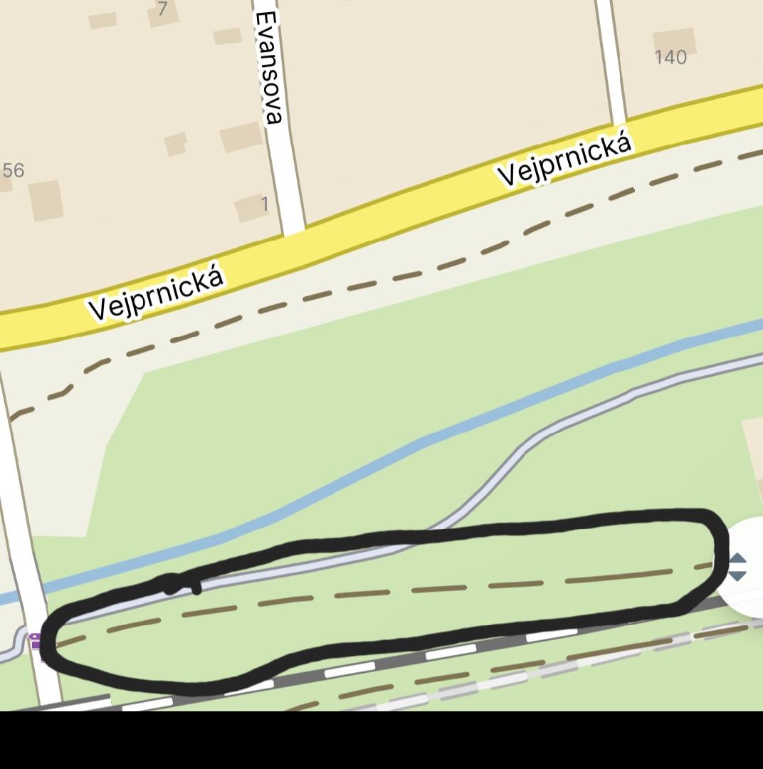 Poškozený povrch cesty