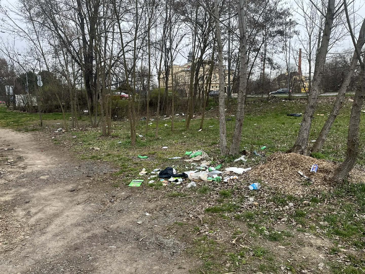 Odpadky - bezdomovci