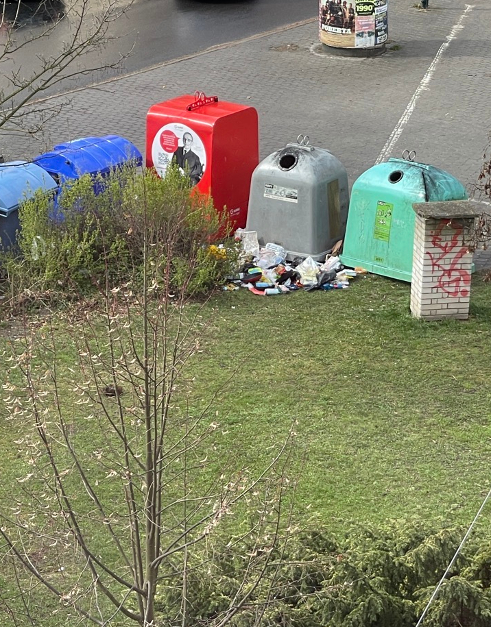 Odpadky u tříděného odpadu