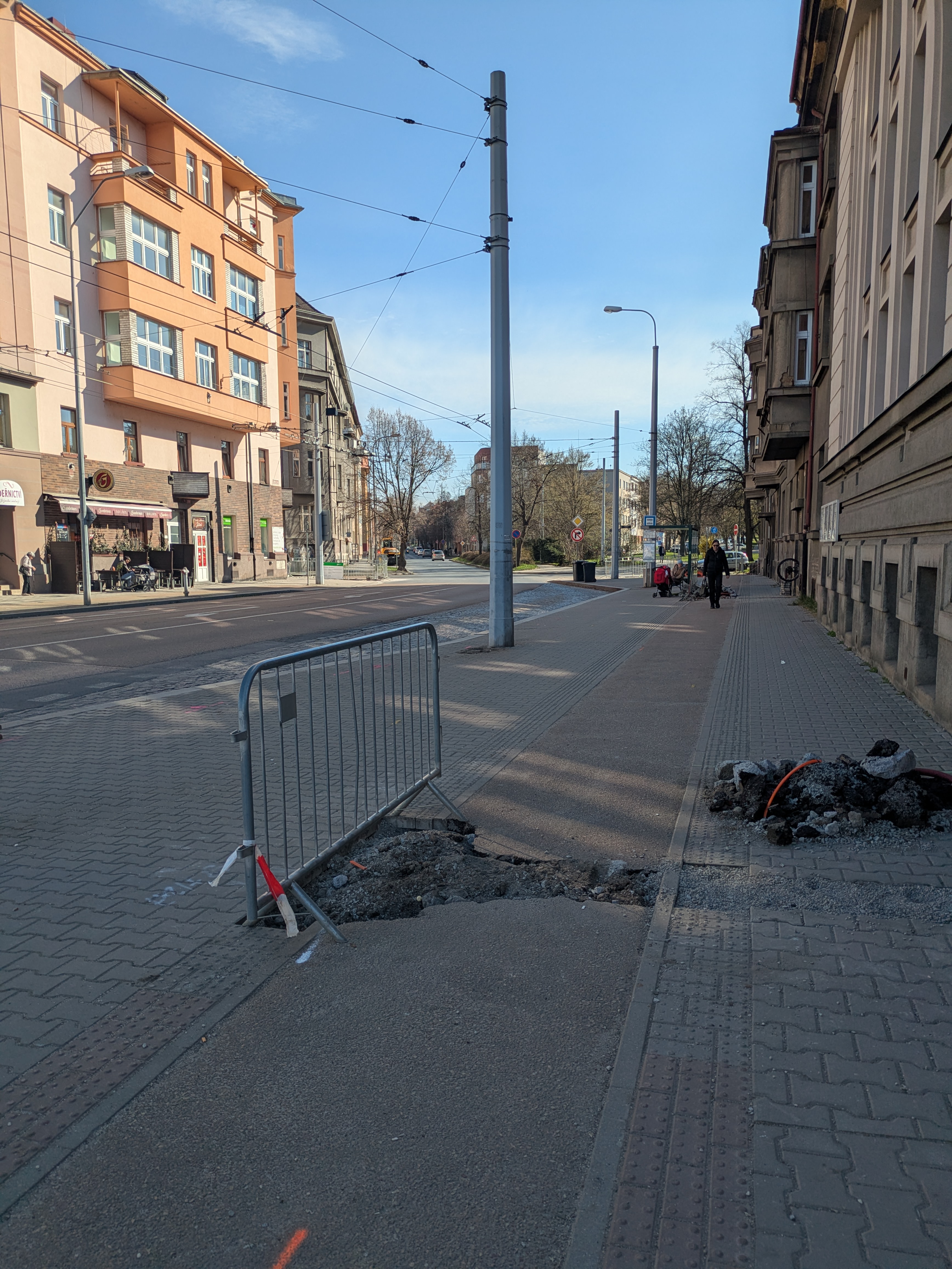 Neoznačená práce na cyklostezc