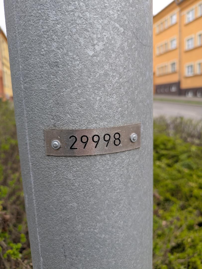 Nesvítící lampa VO