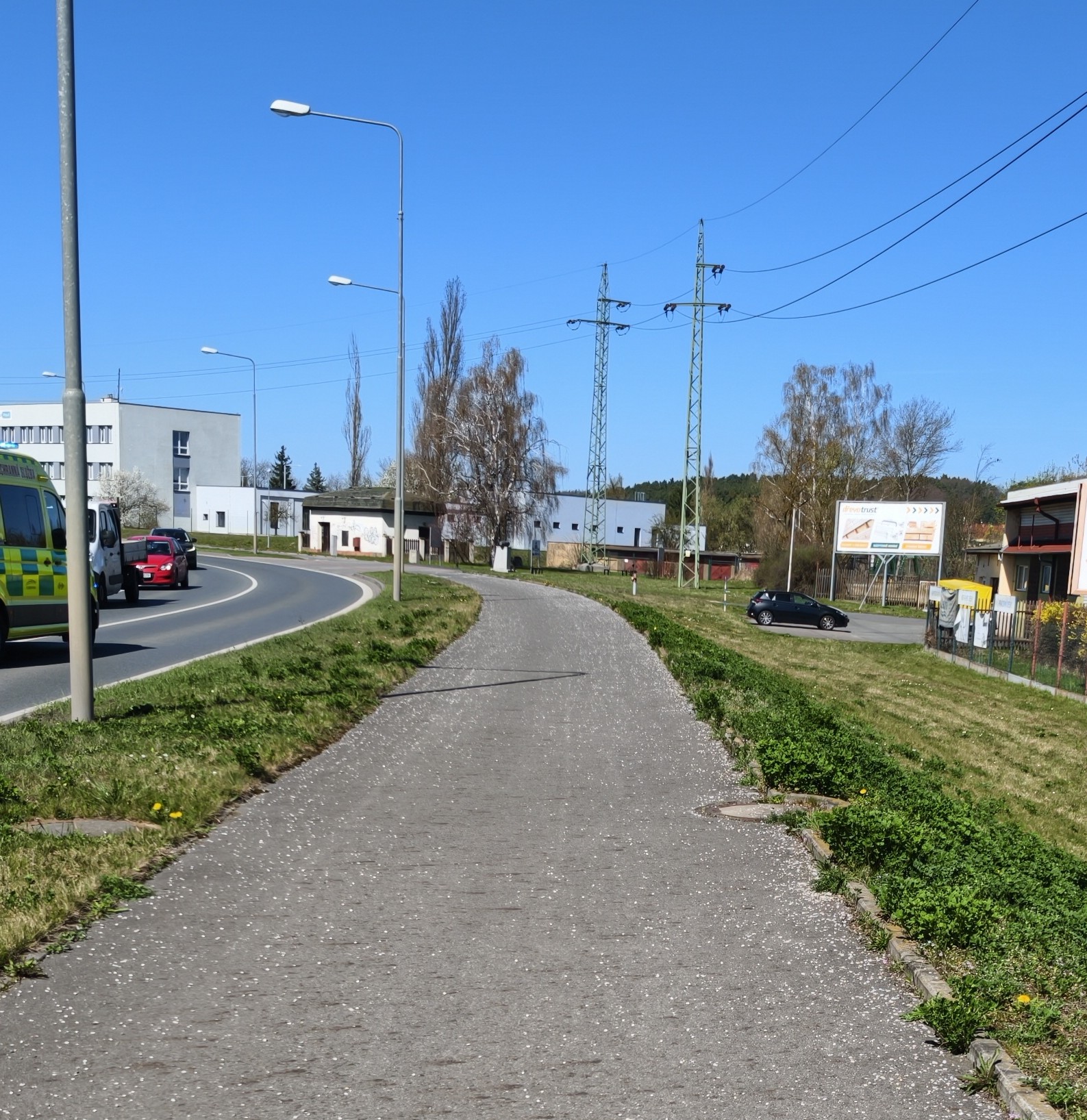 Neuklizený zimní posyp