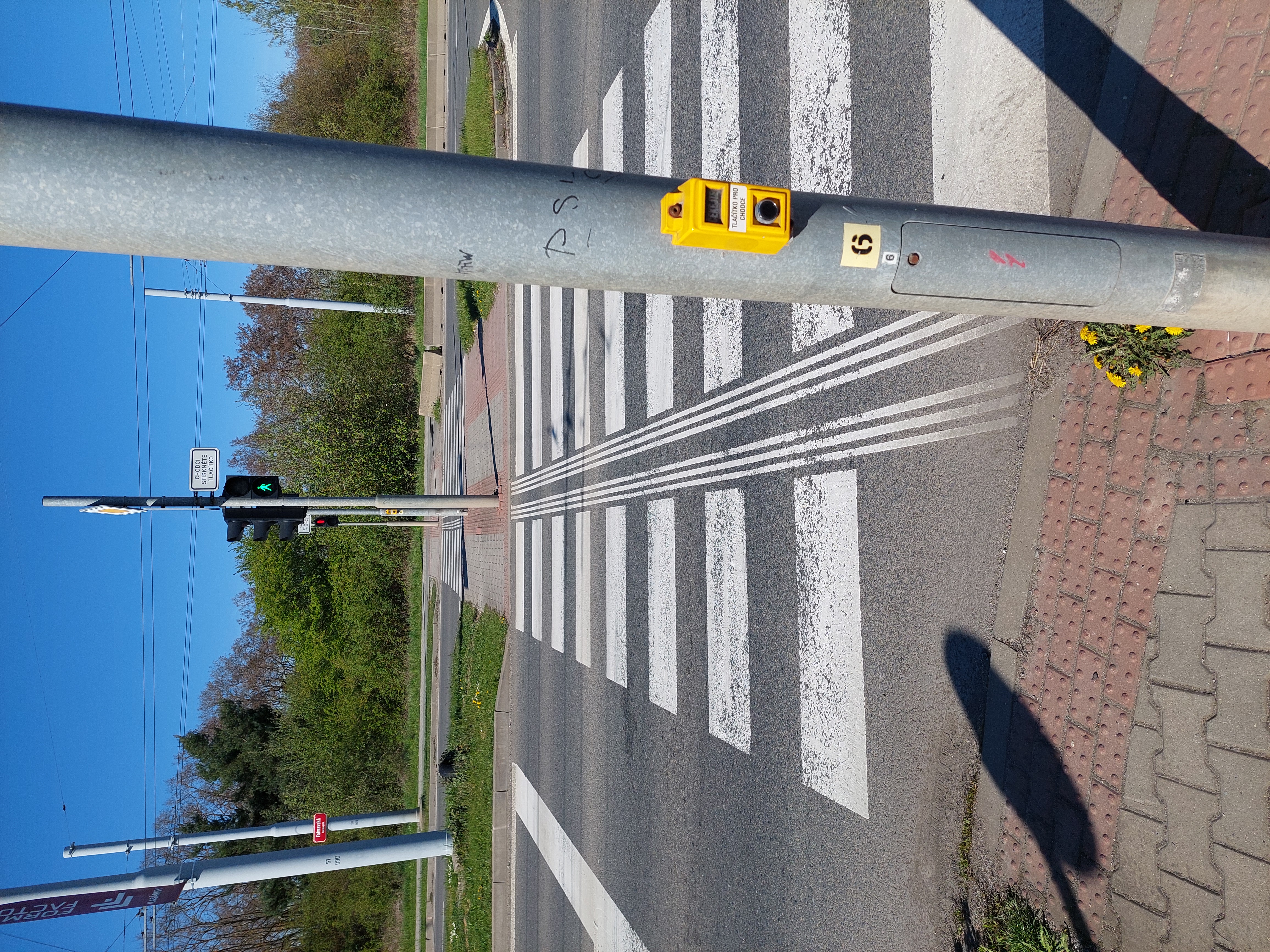 Špatně seřízeny semafor