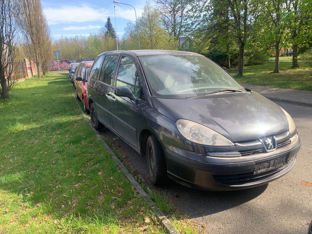 Autovrak Peugeot 607