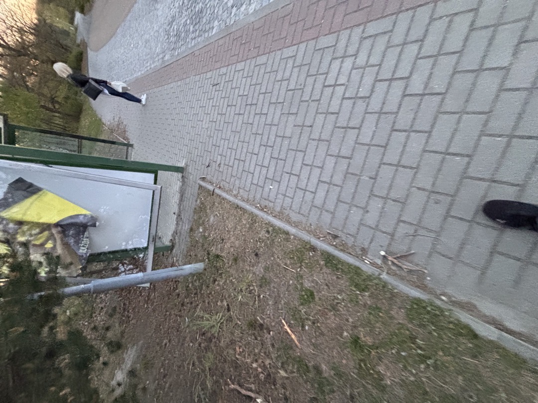 Otevřená reklamní tabule