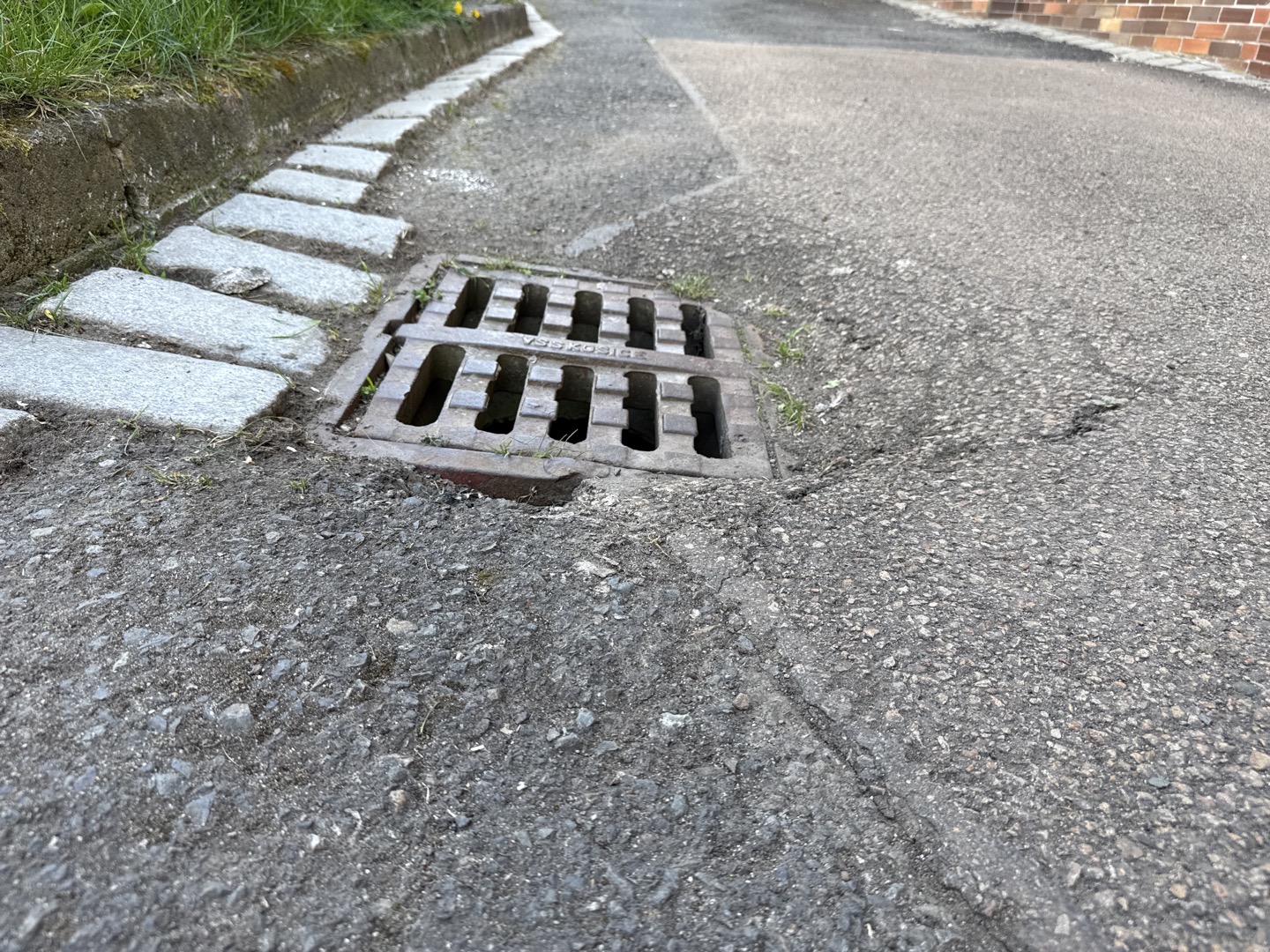 Kanalizační poklop