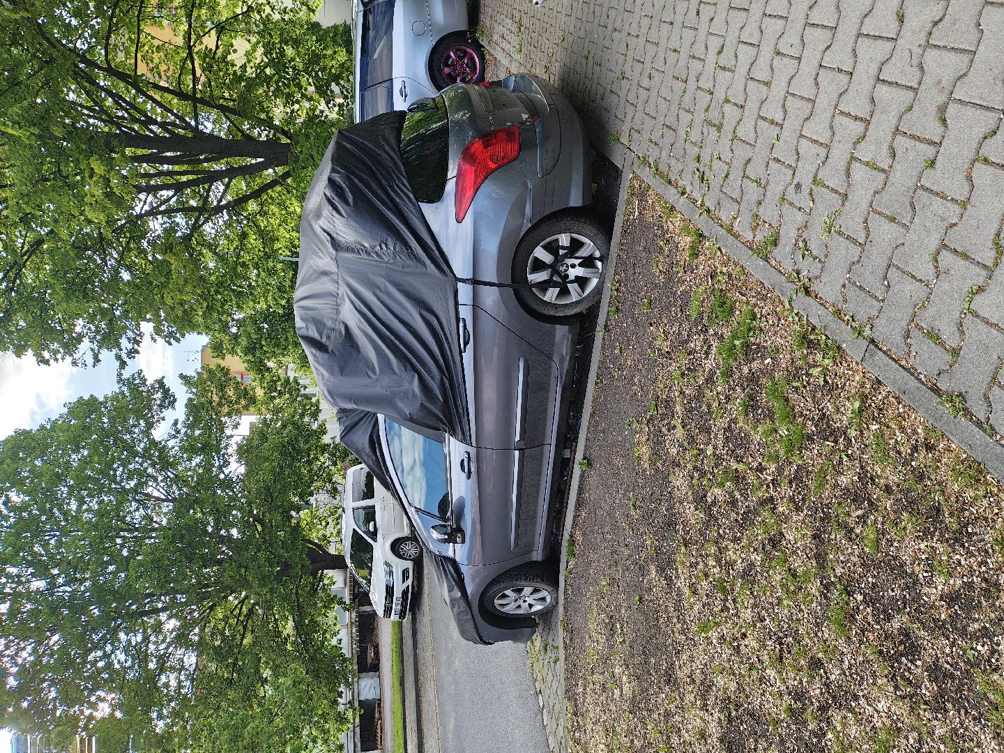 Nepojízdné auto