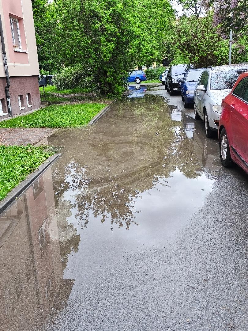 Nerovná silnice