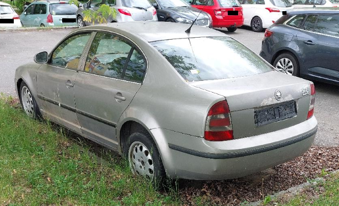 Autovrak Škoda Superb