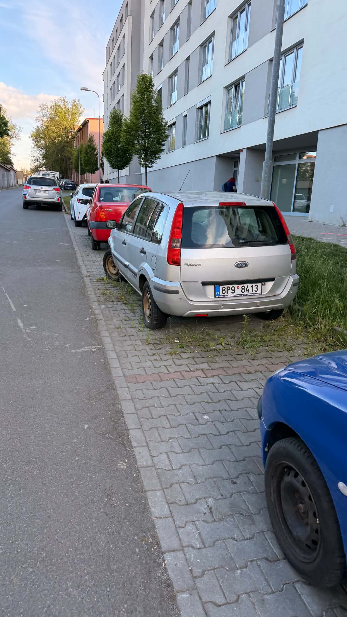 100 dní nehnutá vozidla