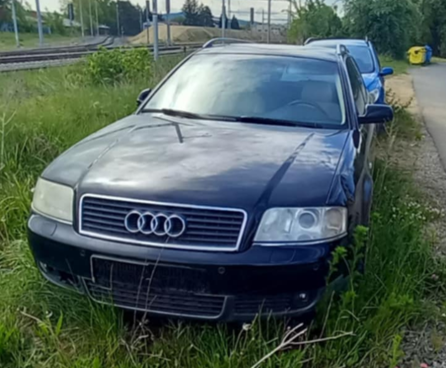Odstavená Audi