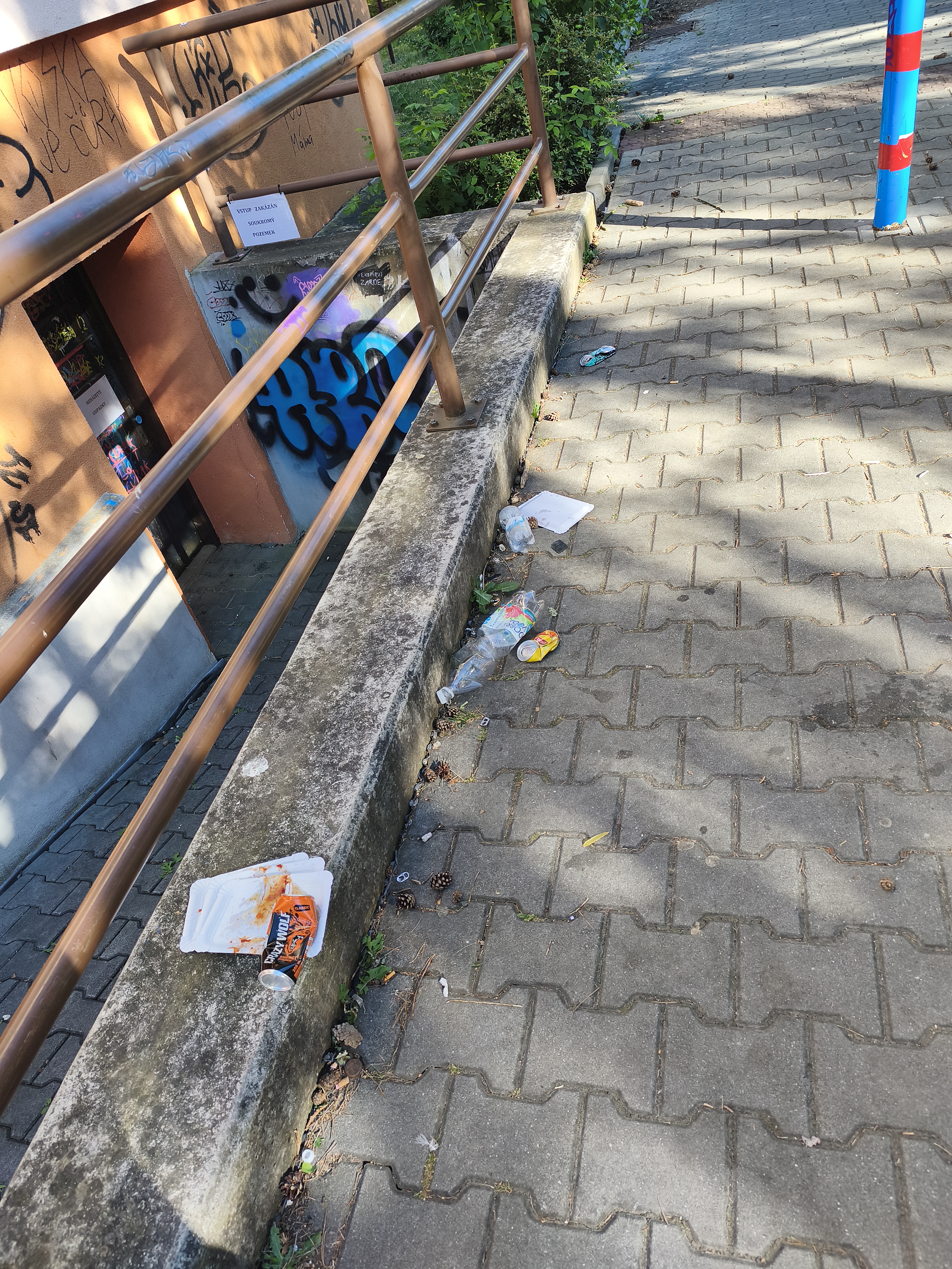 Nepořádek - vandalismus