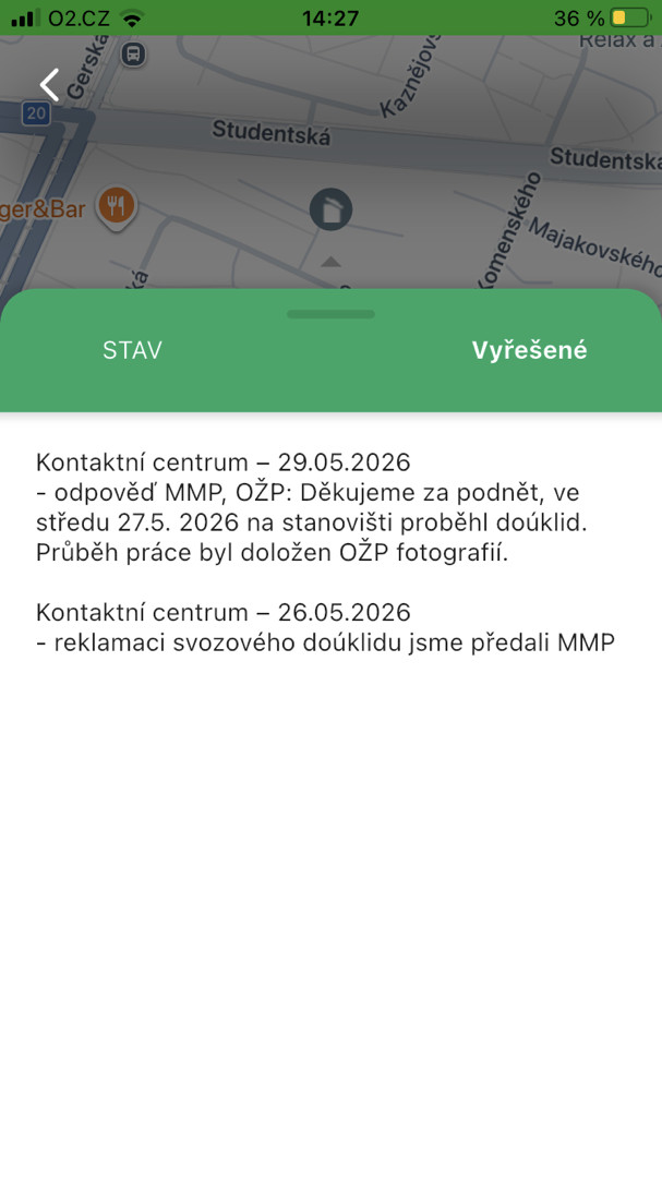 Sklo na zemi