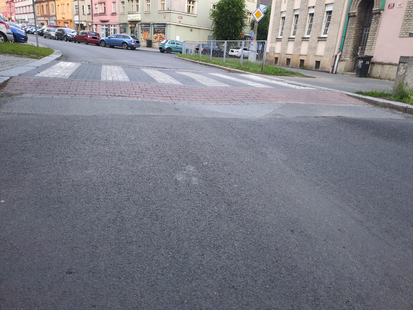 Vyjetá vozovka, retardér
