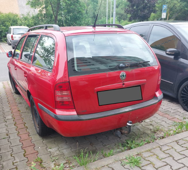 Autovrak Škoda
