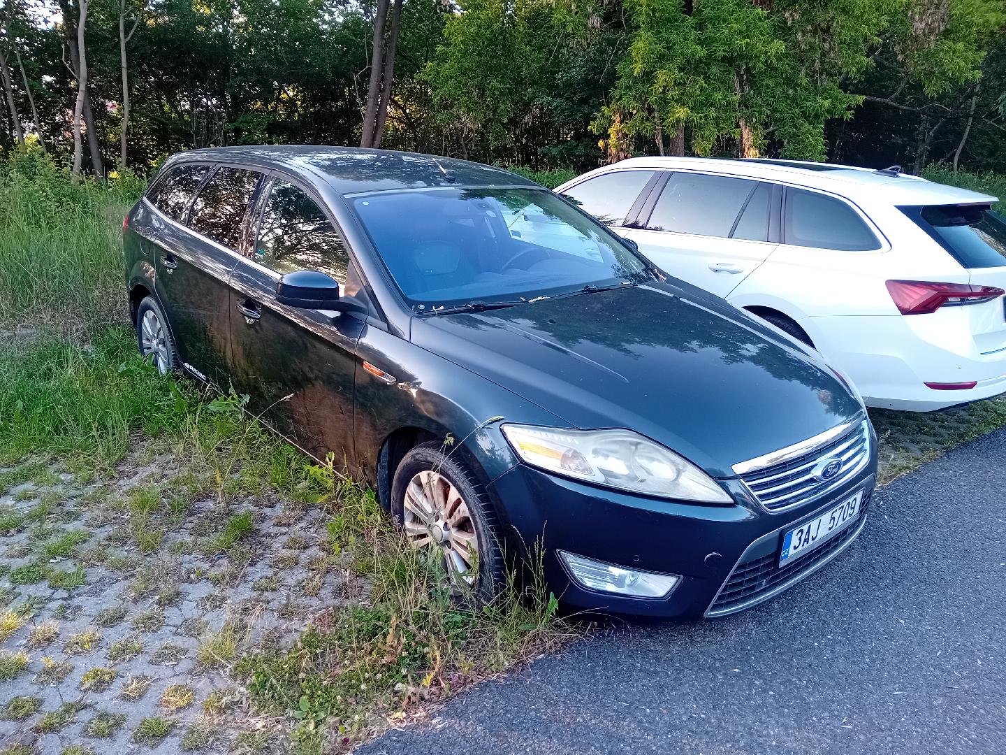 Nepojízdné auto