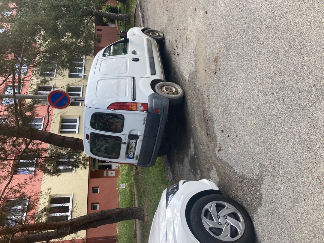 Odstavené auto