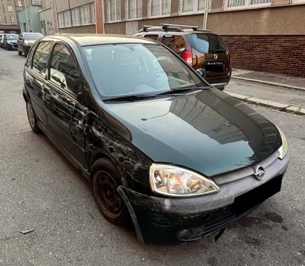 Vrak automobilu Opel