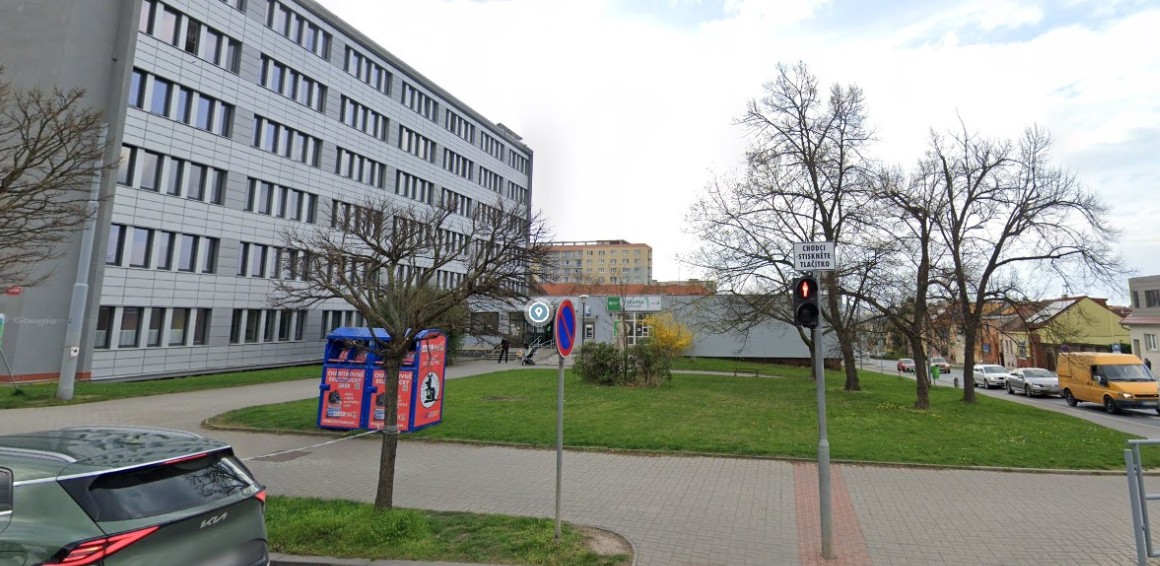 Kontejnery na oděvy