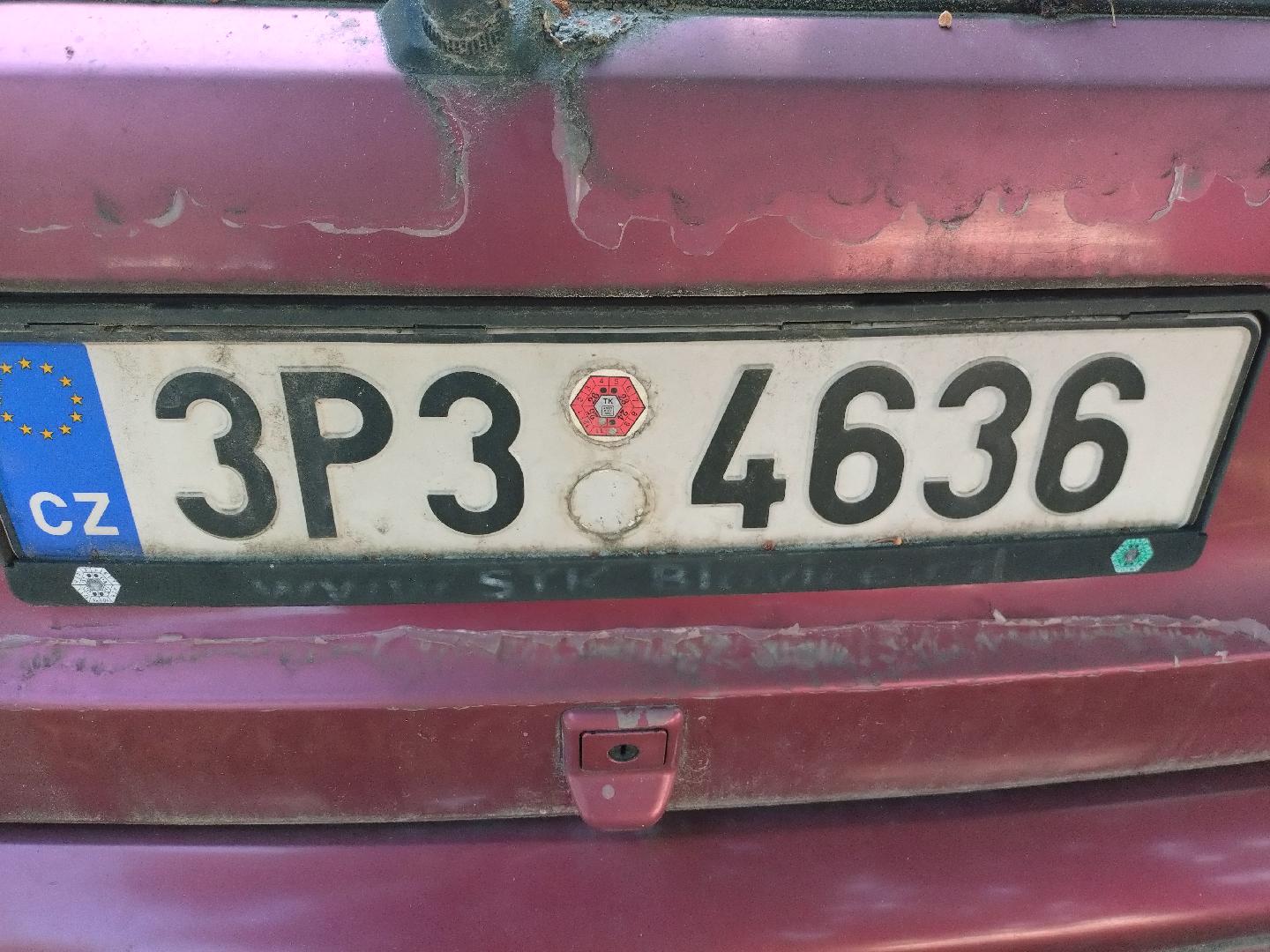 Vozidlo bez STK a bez pohybu