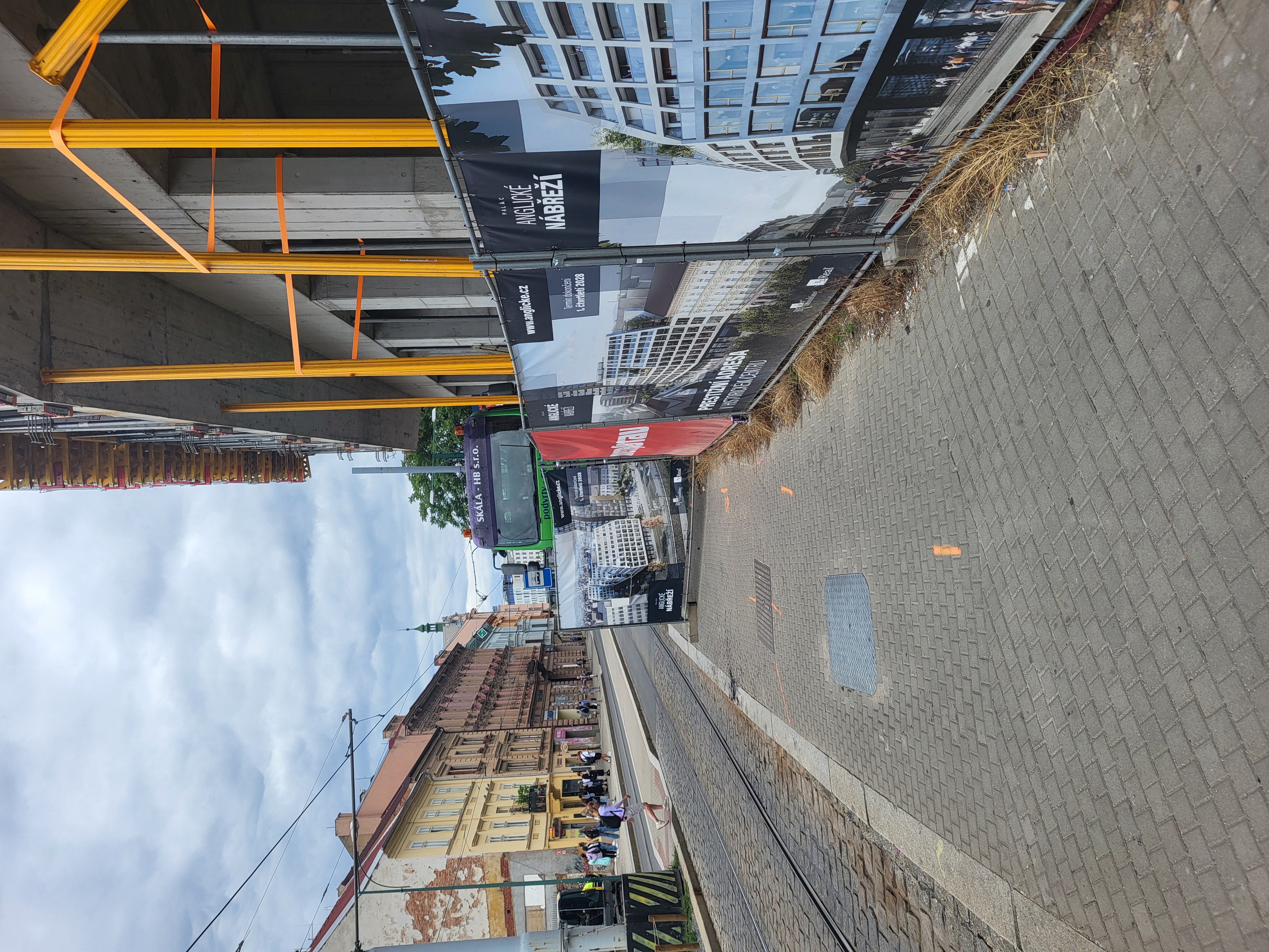 Blokace chodníku