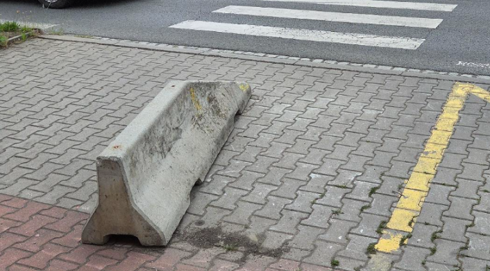 Překázka u přechodu