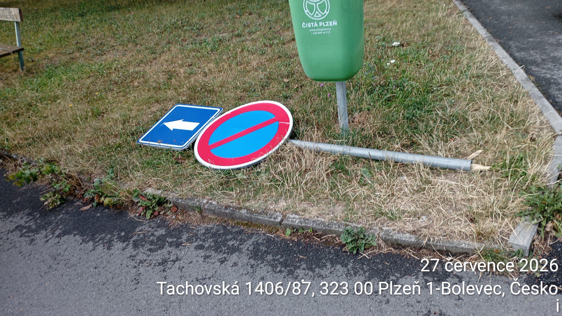Vytržené dopravní značení