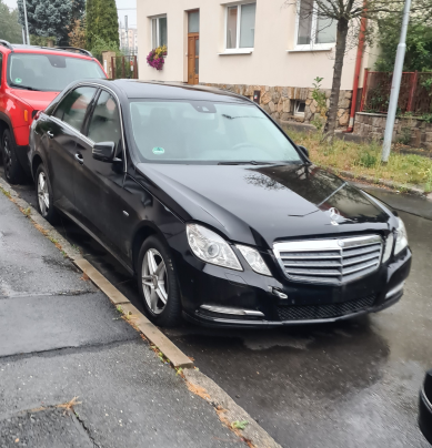Autovrak Mercedes