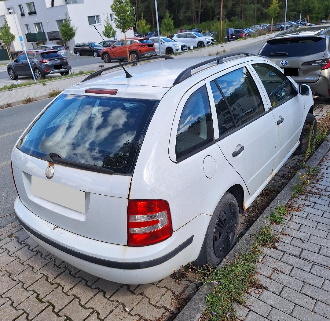Vozidlo Škoda bez TK