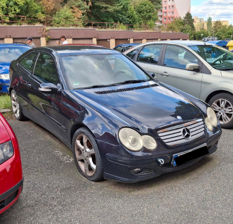 Autovrak Mercedes