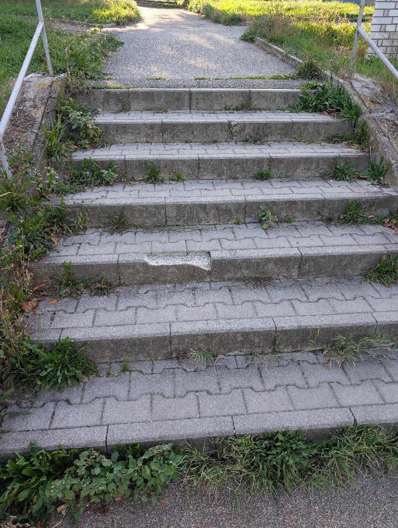 Zničené schody 