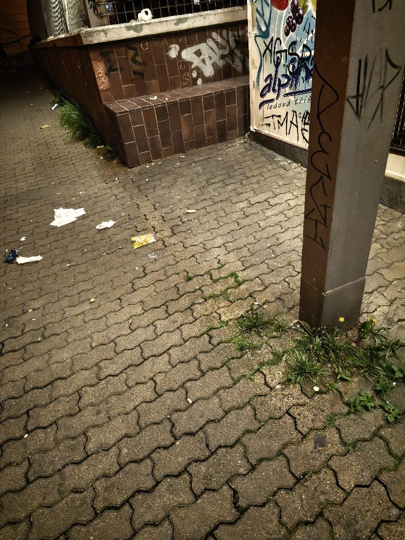 Pravidelný nepořádek