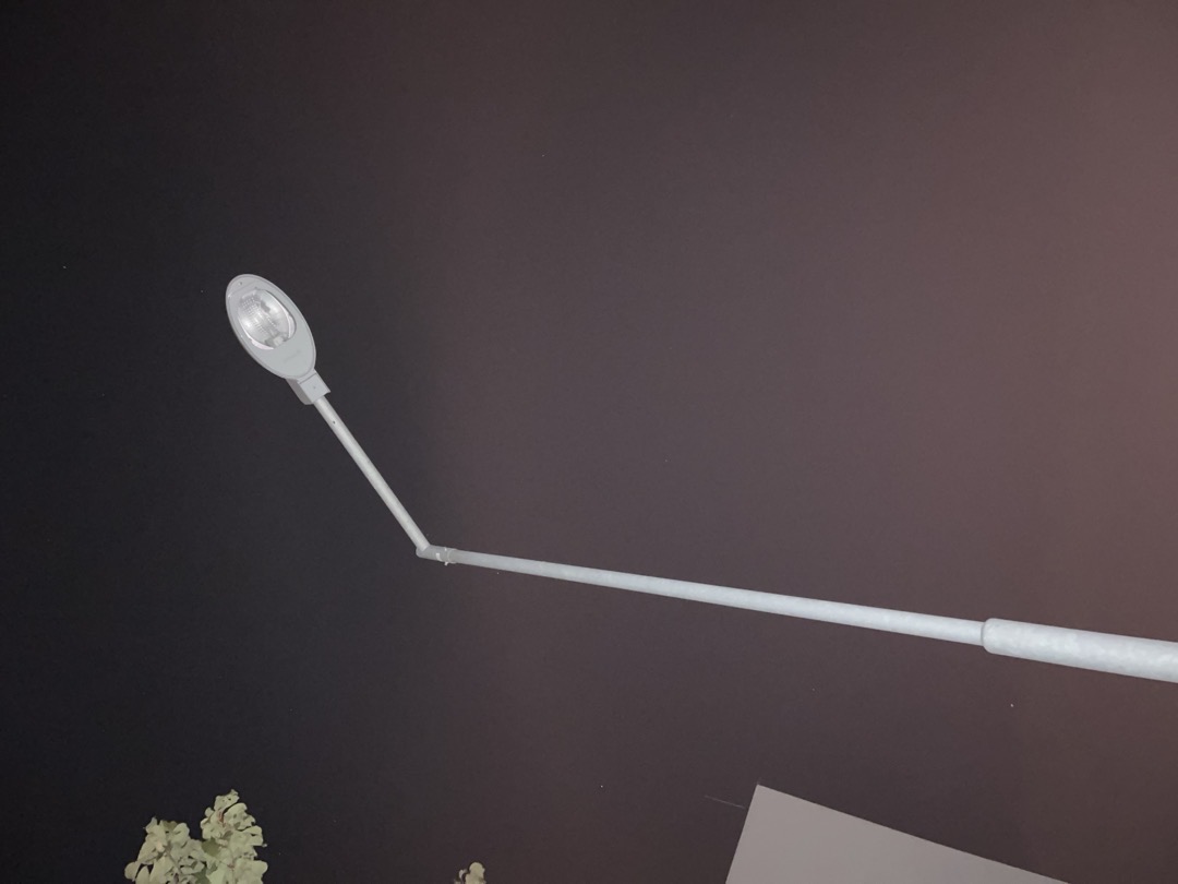 Nesvítí lampa