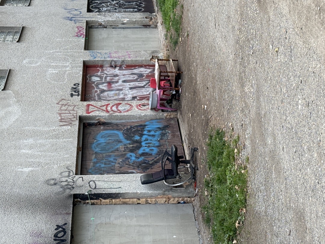 nepořádek a bezdomovci