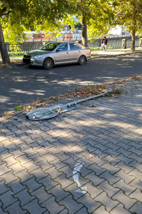 Padlá značka